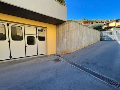 Box/Garage 60mq in vendita a Monte Argentario