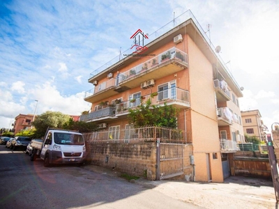 Appartamento di 90 mq in vendita - Roma