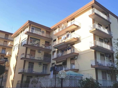 Appartamento in Via Nizzeti, 66, Tremestieri Etneo (CT)