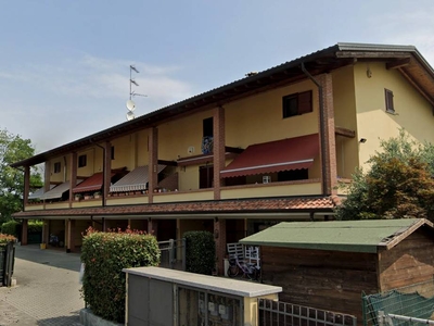 Casa indipendente in Vendita a Castelletto Sopra Ticino