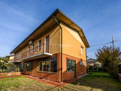 Villa a schiera in vendita a Chiari