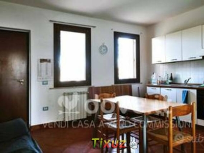 Appartamento strada Fitgeralda 10 46042 Castel