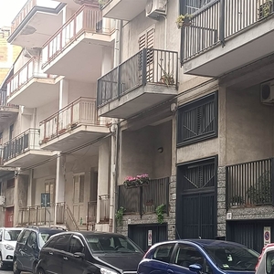 Appartamento in Via Galileo Galilei 43, Paternò, 5 locali, 1 bagno
