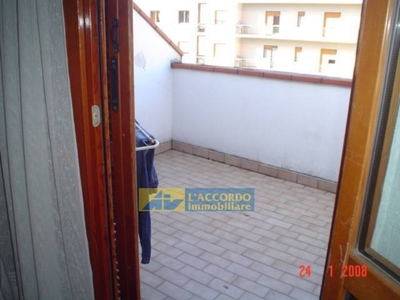 Attico in Via Pescara, Chieti, 5 locali, 1 bagno, 95 m², 3° piano
