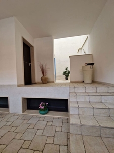 Casa indipendente a Brindisi, 5 locali, 3 bagni, posto auto, 342 m²