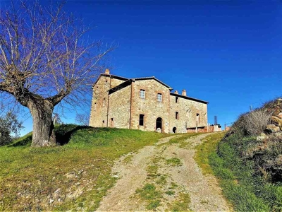 Ficulle: Charming Medieval Village for Sale in Umbria