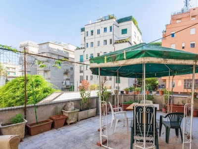 Prestigioso appartamento di 134 m² in vendita via Ettore Ximenes, Roma, Lazio