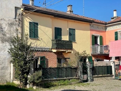 VENDITA CASA CENTRO PAESE FRUGAROLO