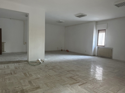 Appartamento di 940 mq in vendita - Avellino