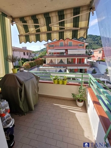 Appartamento in Vendita a Carrara via turigliano