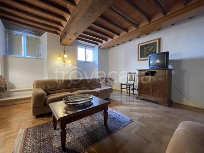 Appartamento in vendita a Siena via Banchi di Sopra,, 53100