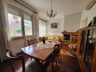 Appartamento in vendita a Siena via Martiri di Montemaggio, 11