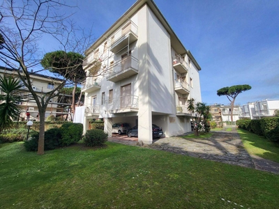 Appartamento in Vendita a Viareggio Udine