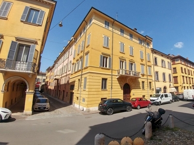 Appartamento - Attico a Centro città, Modena