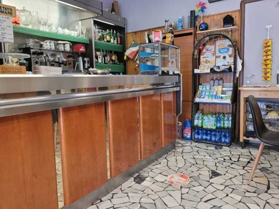 Bar in Vendita ad Mantova - 15000 Euro