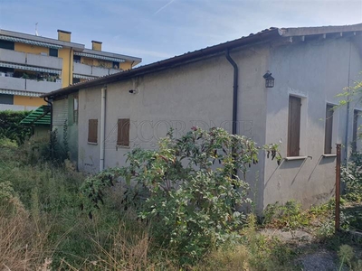 Casa singola in Via e. f. Chino 205 a Padova