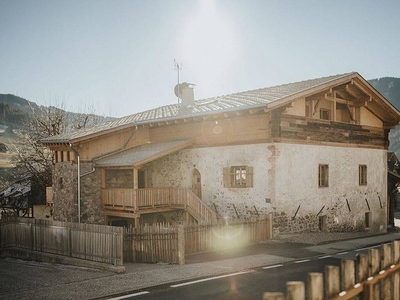 Casa vacanze 'Alpin Chalet Samer' con vista sulle montagne, terrazza privata e Wi-Fi