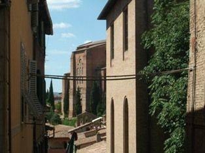 Quadrilocale da ristrutturare in zona Centro Storico a Siena