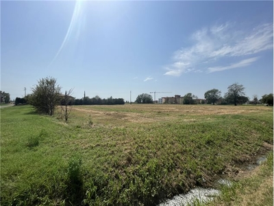 Terreno edificabile in Via Manzolino Est , Castelfranco Emilia (MO)