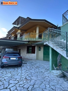 Villa a Mercogliano di..