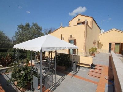 Villa in vendita a Sovicille san Rocco a Pilli