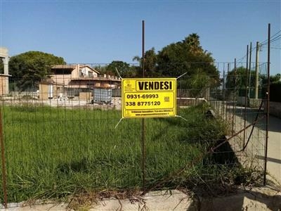 Agricolo a ELORINA - SANTA TERESA, Siracusa