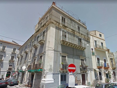 Appartamento in zona Piazza Dante a Catania