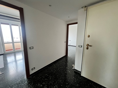 Appartamento in Affitto a Genova, zona Pegli, 700€, 134 m²