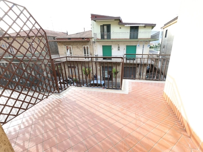 Appartamento in vendita a Mercato San Severino Salerno Piazza Del Galdo-santangelo