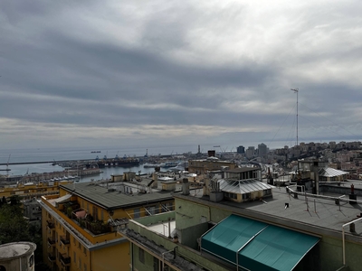 Appartamento vista mare, Genova castelletto