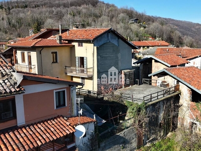 Casa indipendente con terrazzo, Castelnuovo Nigra villa castelnuovo