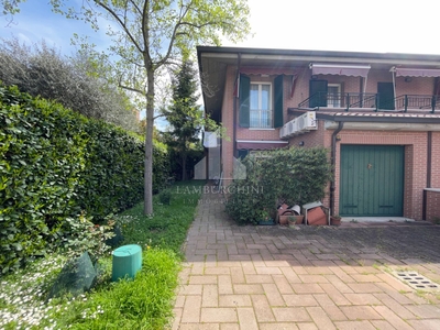 Casa indipendente con terrazzo, Ferrara borgo punta