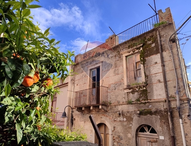 Casa indipendente di 145 mq a Furci Siculo