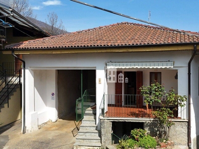 Casa indipendente in vendita a San Colombano Belmonte