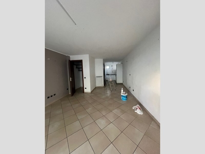 Casa Semi Indipendente in Affitto a La Spezia, zona MEGACINE, 600€, 90 m²