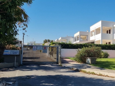 Casa semi indipendente in vendita a Monopoli Bari Capitolo