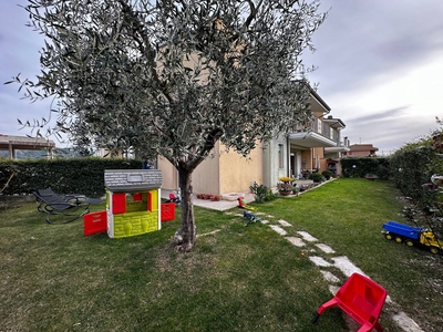 Quadrilocale con terrazzo, Altidona marina di