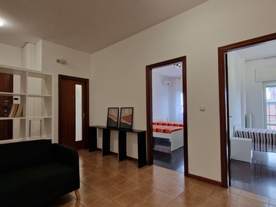 Stanza in Affitto a Genova, zona San Fruttuoso, 270€, 101 m², arredato