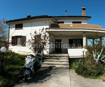 Villa nuova a Cupello - Villa ristrutturata Cupello