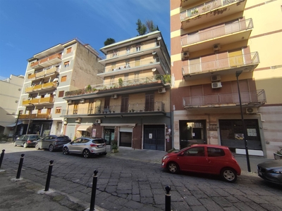 Appartamento in vendita a Caserta - Zona: Centro