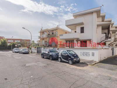 Appartamento in vendita a Ladispoli Roma Centro