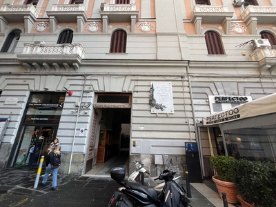 Appartamento in vendita a Napoli - Zona: 2 . Mercato, Pendino, Avvocata, Montecalvario, Porto, S.Giuseppe, Centro Storico