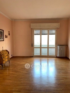 Appartamento in Vendita in a Cremona
