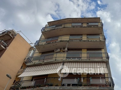 Appartamento in Vendita in Via Genova a Reggio Calabria