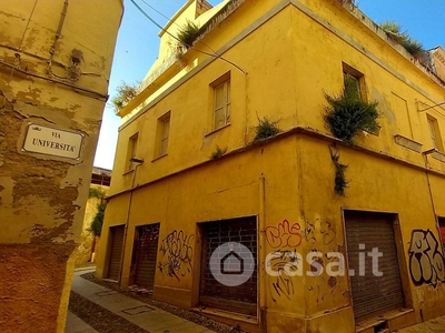 Appartamento in Vendita in Via Università a Sassari