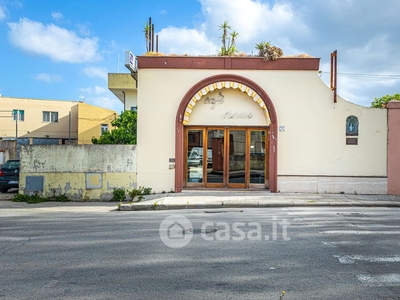 Bar in Vendita in Viale Porto Torres 29 a Sassari