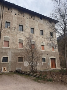 Casa Bi/Trifamiliare in Vendita in Salita Dossi 5 a Trento