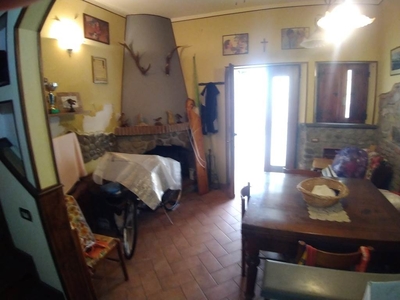 Casa singola in vendita a Agliana Pistoia