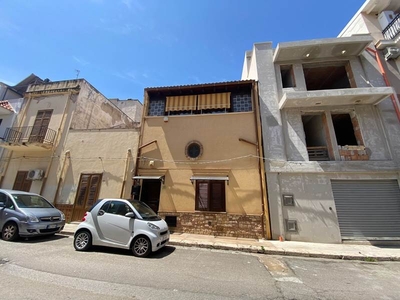 Casa singola in vendita a Terrasini Palermo Stazzone