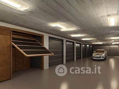 Garage/Posto auto in Vendita in Via Don Bosco a Bari